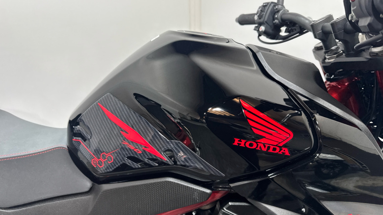 (23MY) Honda CB750 Hornet